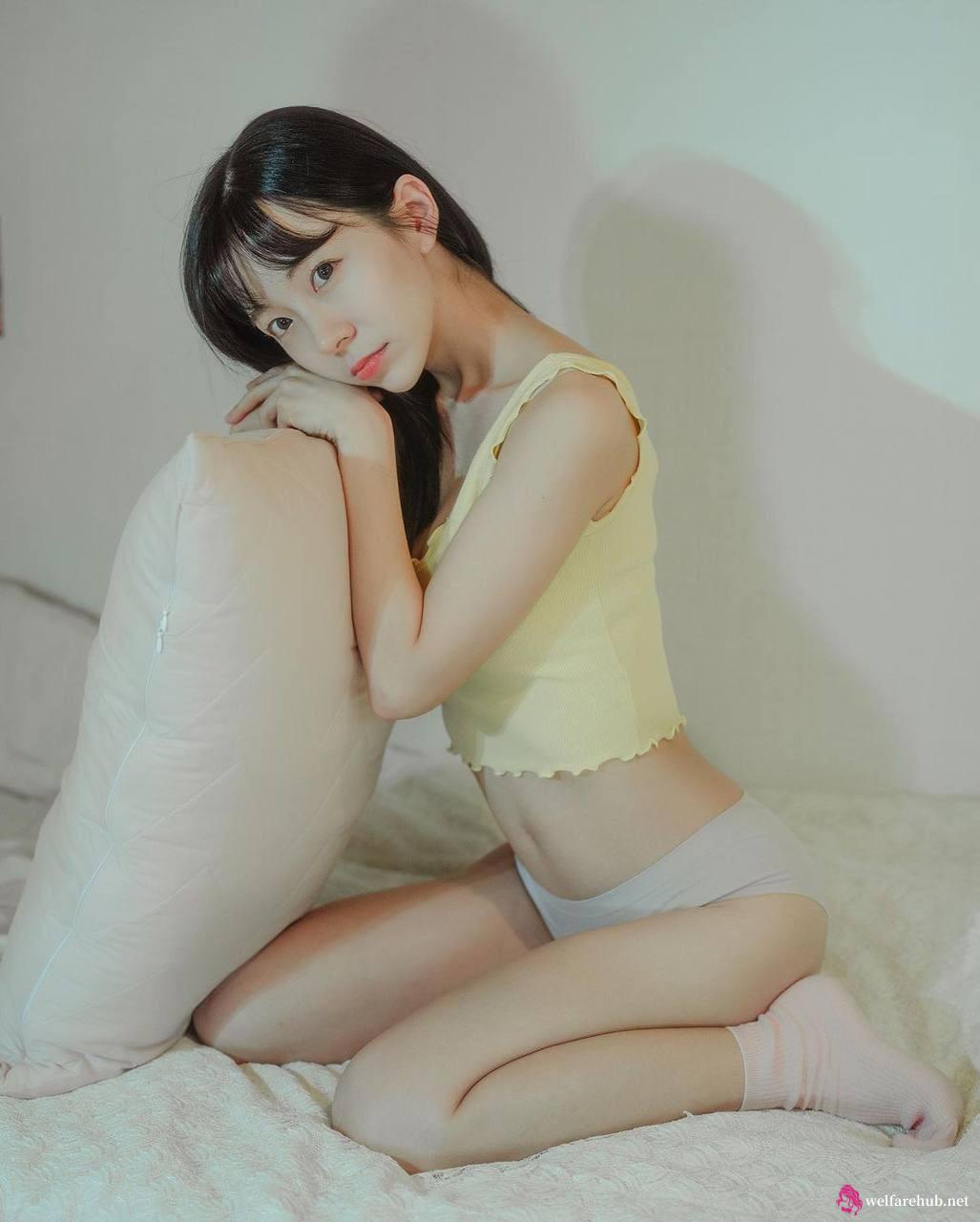 日本三级大乳舌吻！三级男人添奶爽爽爽视频